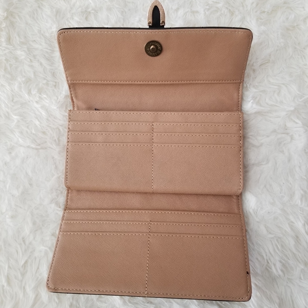 Wallet - Picture 3 of 3
